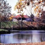 Pavillion in Fall. Bellevue Park in Belleville IL